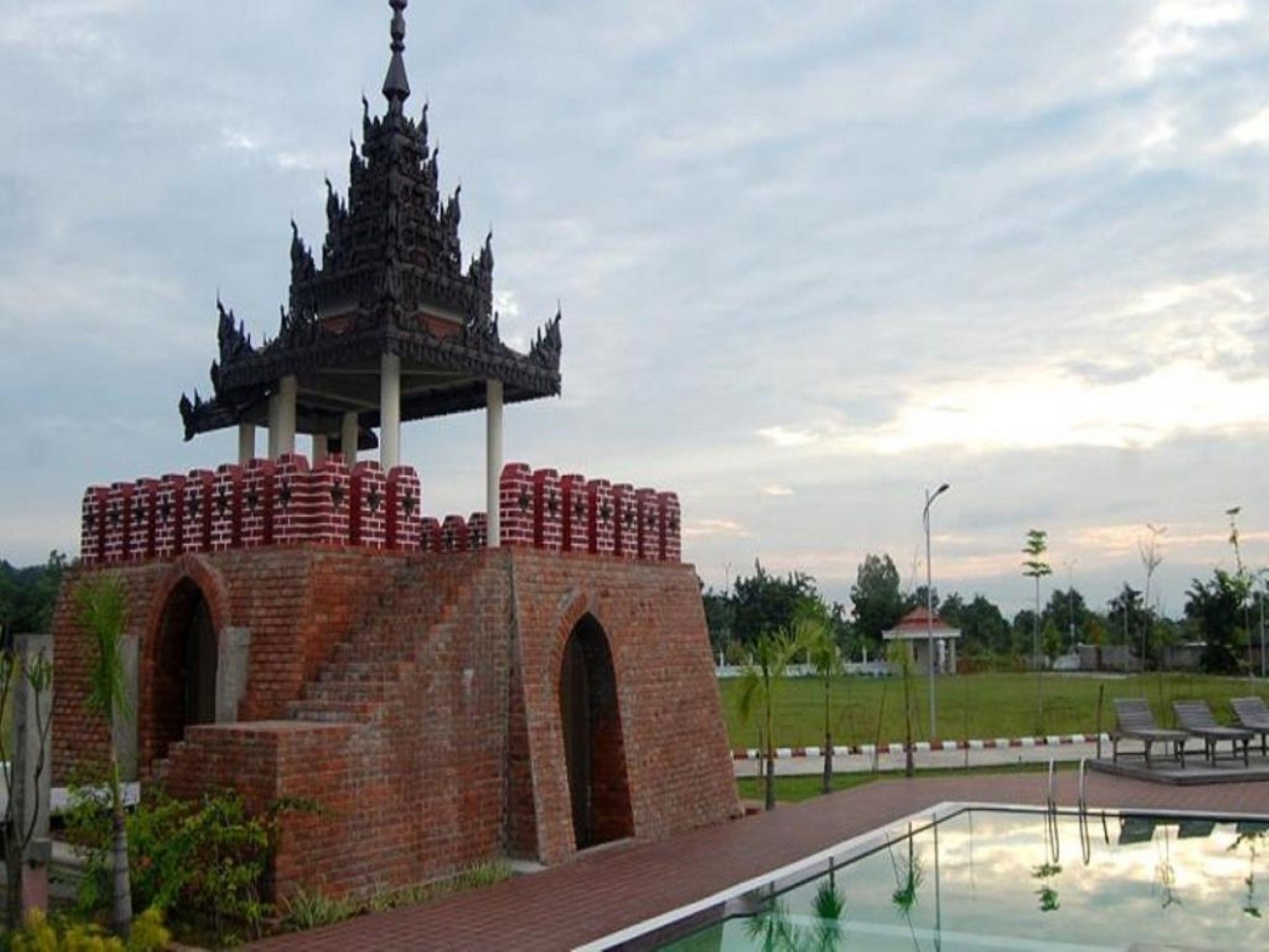 Man Myanmar Hotel Naypyidaw Exterior photo